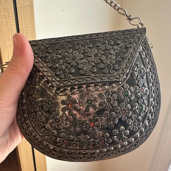 Vintage small metal clutch - Picture 2 of 4